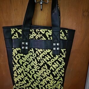 Trendy Black and Yellow Graphic Tote
